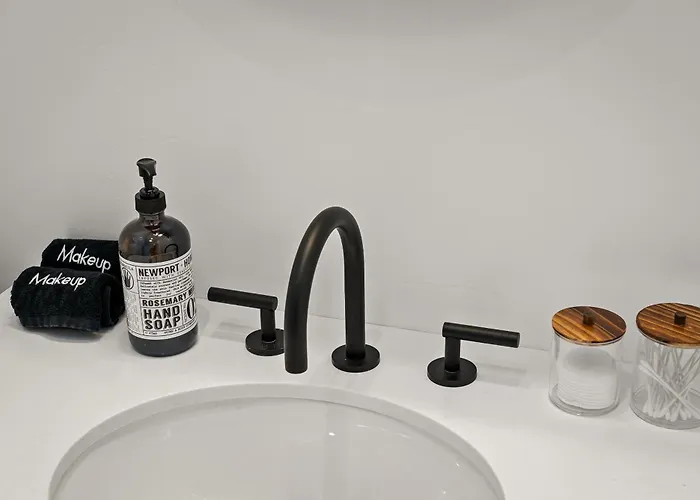 Quartz *